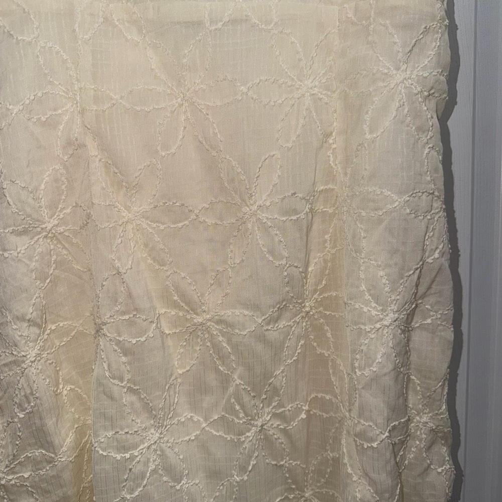 Ivory Lace Tie-Strap Sundress - Picture 2 of 3